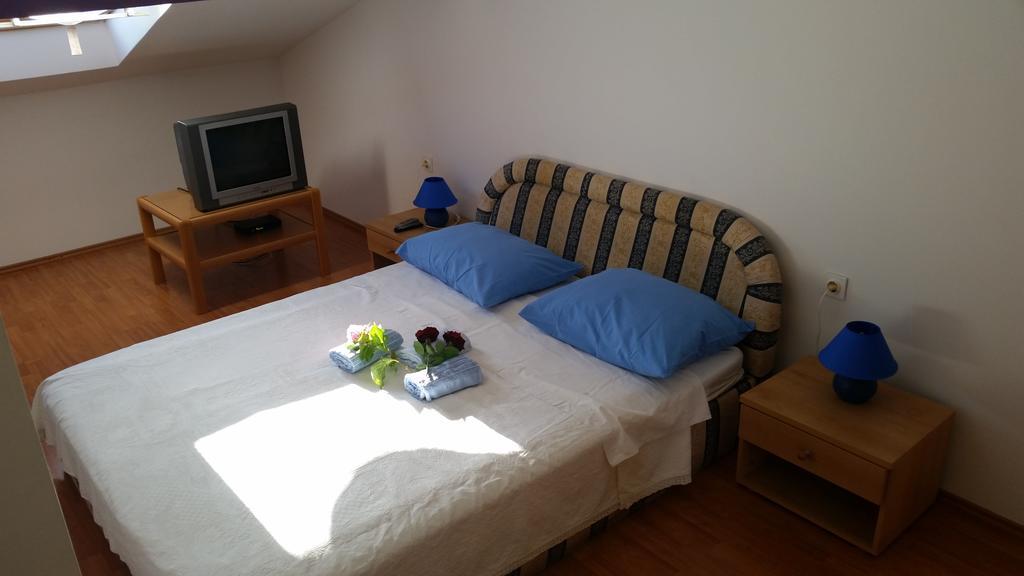 Apartments Milica Umag Chambre photo